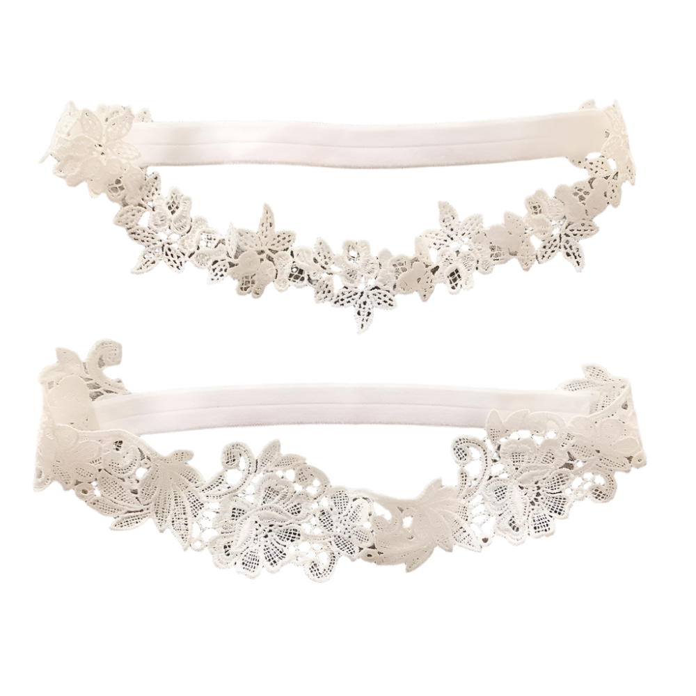 2-piece rose lace garter set in navy and red with floral details for romantic resort evenings

