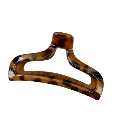 luxury leopard print resin hair clip featuring elegant acetate design and sophisticated styling for glamorous occasions