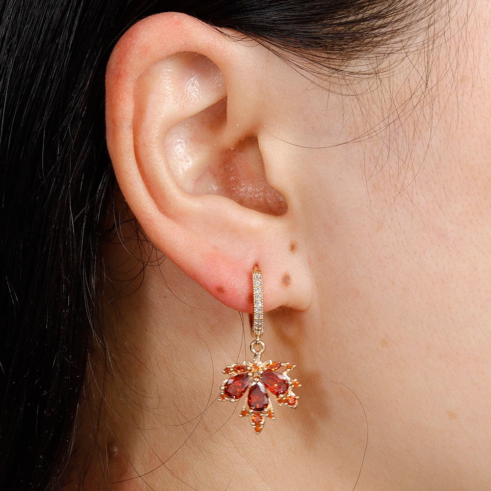 2pcs Vintage Crystal Zircon Stainless Steel Maple Leaf Earrings for Women Temperament Hoop Earrings Party Piercing Jewelry Gift