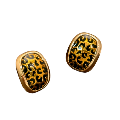 sterling silver leopard print heart stud earrings featuring geometric design and premium finish for elegant resort wear