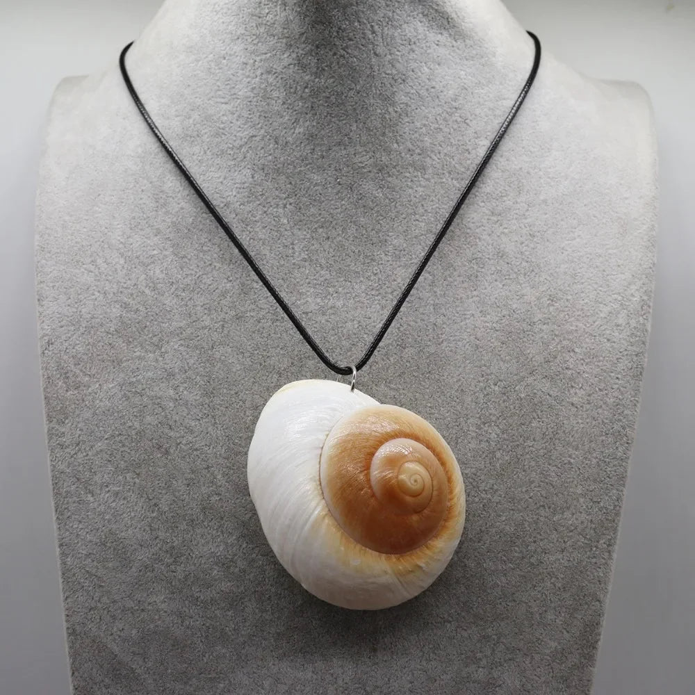 Rope Chain Sea Snail Shell Necklace Glowing Shells Cosplay Costume Glowing Necklaces Jewelry Gift Conch Shell Seashells Necklace