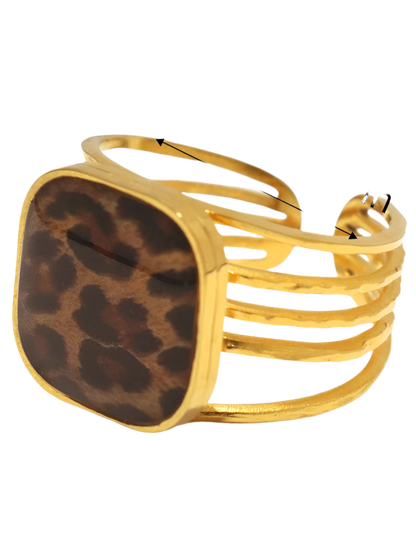 gold-plated leopard ring featuring chunky stainless steel design for luxury resort wear